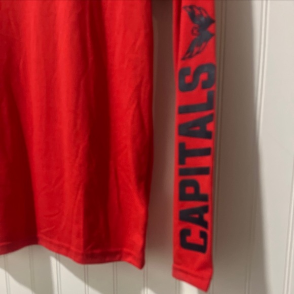 Washington Capitals NHL Apparel Youth Long Sleeve Red T-Shirt - Picture 5 of 6